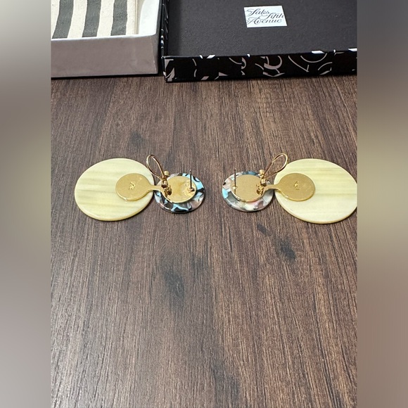 Lele Sadoughi Circle Earrings - Picture 2 of 7